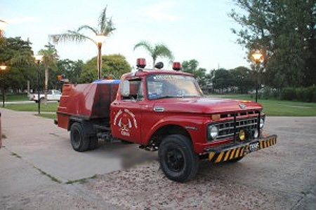 Llego la primer unidad de los Bomberos Voluntarios de Hersilia