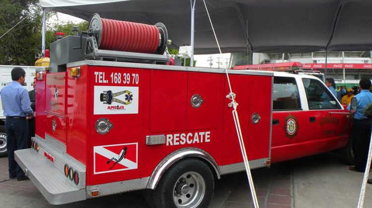 Bomberos Voluntariados del municipio de Yuriria reciben unidad