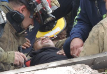 Un efectivo del cuerpo de bomberos fue rescatado por sus compañeros
