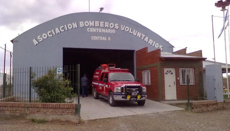 Un bombero deja las guardias para cuidar a su familia