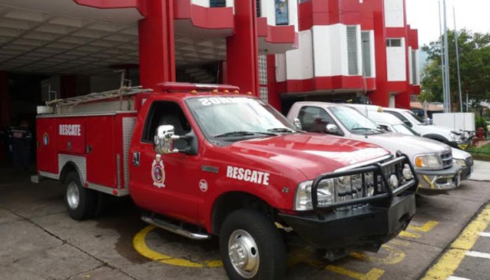 Atracan a funcionarios del Cuerpo de Bomberos de San Cristóbal