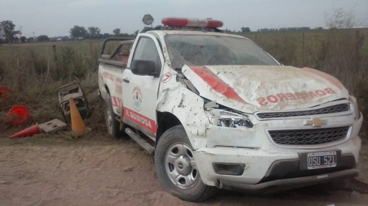 Vuelca una camioneta de Bomberos Voluntarios de Facundo Quiroga