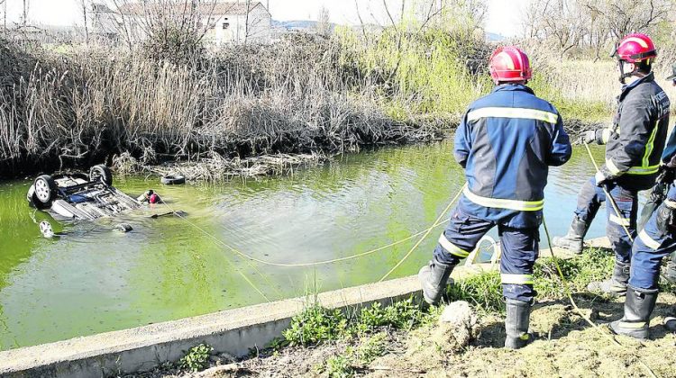 Bomberos rentados piden a Fiscalía que se investigue a voluntarios