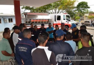 Bomberos de Cumana tomaron la comandancia en reclamo por mejoras laborales