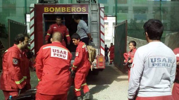 Bomberos peruanos viajan a Ecuador tras terremoto