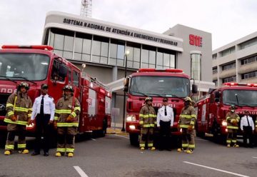 Liga Municipal dona camiones de bomberos