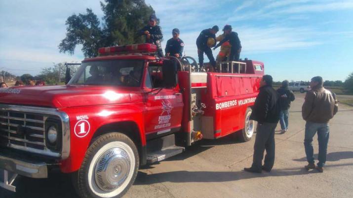 Los Bomberos Voluntarios de Forres tienen su primer autobomba