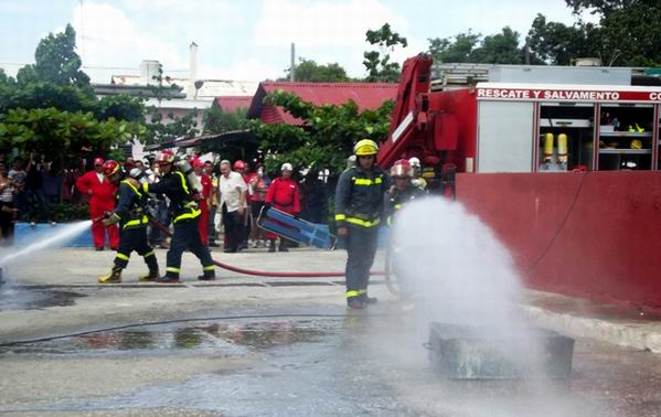 Campaña Nacional de Bomberos 320+50+30