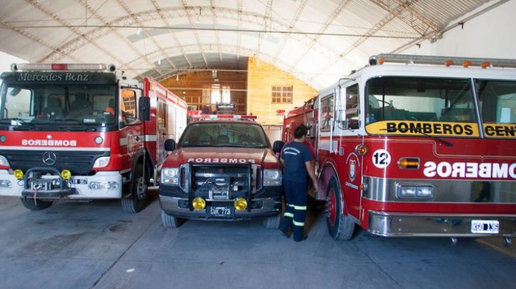 Los bomberos de la provincia recibirán 17 millones de pesos