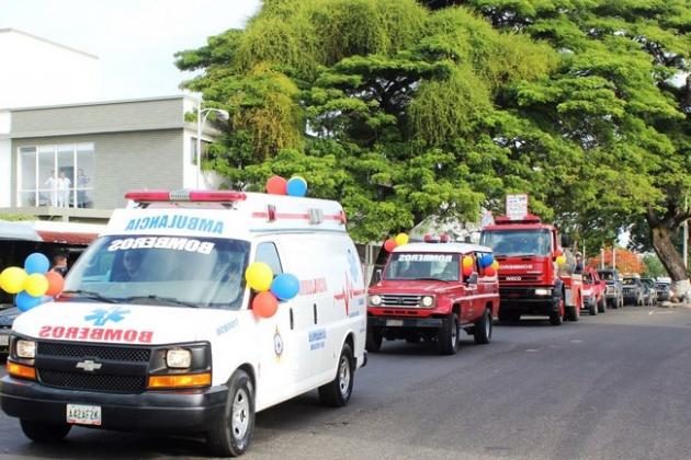 Sociedad Civil recuperó unidades del Cuerpo de Bomberos