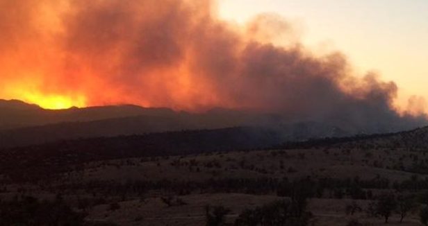 3 bomberos lesionados en operativo para sofocar incendio