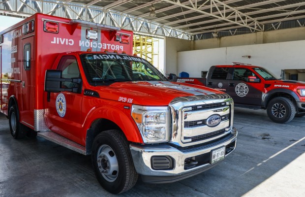 Protección Civil y Bomberos cuenta con una nueva ambulancia