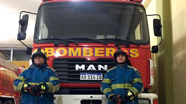 Nuevos equipos y nuevo autobomba para los Bomberos de La Boca