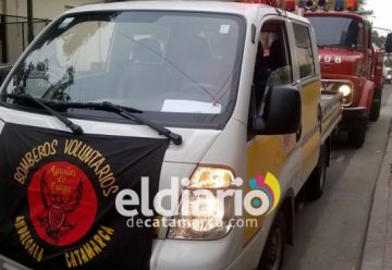 En su día, Bomberos Voluntarios marcharon hacia la Legislatura