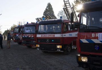 El Gobierno entregó nuevos vehículos a bomberos voluntarios
