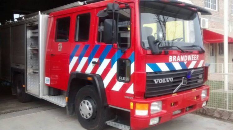 Nueva autobomba para Bomberos Voluntarios de Fernández Oro