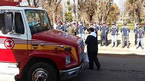 Bendición de carros y voluntarios de Bomberos de Quilleco