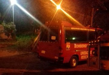 Intentan quemar ambulancia de los bomberos de Itá