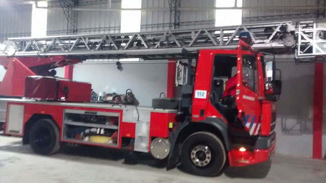 Bomberos de Regina ya cuentan con la escalera para rescate en alturas