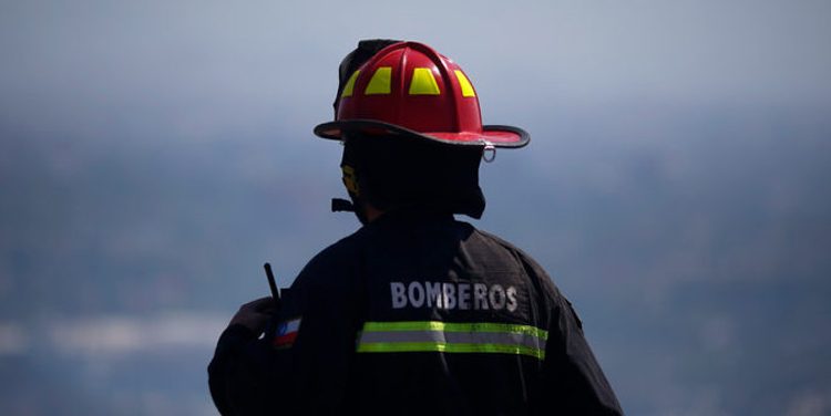 Joven fue expulsada de Bomberos tras denunciar acoso