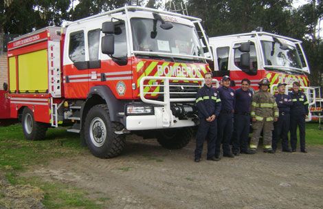 Bomberos tienen nuevos vehículos contraincendios