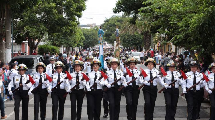 Bomberos Voluntarios celebran su 65 aniversario