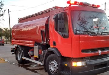 Nuevo camión cisterna para los Bomberos Voluntarios de Isla Verde