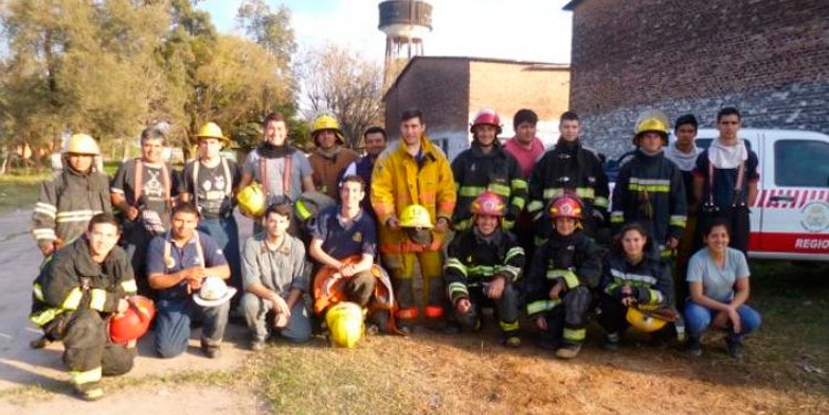 Bomberos del Chaco se capacitaron en incendios estructurales