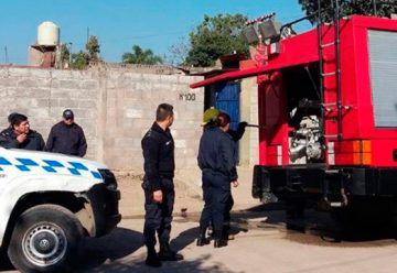 Bomberos rescataron a dos niños de un incendio en Palpalá