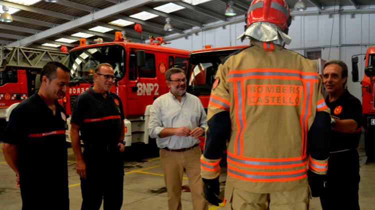 Los Bomberos de Castellón estrenarán trajes más seguros
