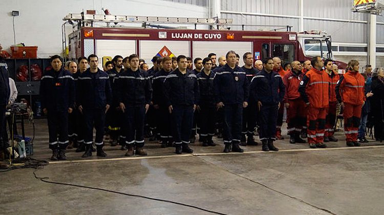 Bomberos de Luján de Cuyo festejaron su 48° Aniversario