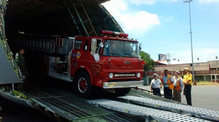 EEUU dona unidad a bomberos voluntarios de León
