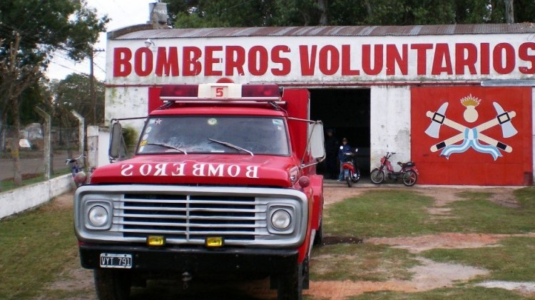 Bomberos adquirieron compresor de aire respirable