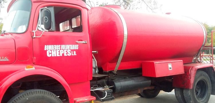 Entregan Camion para Bomberos Voluntarios de Chepes