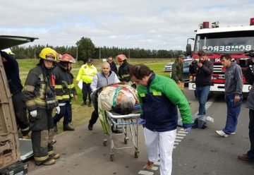 Una ambulancia volcó en la Ruta Nacional Nº 9