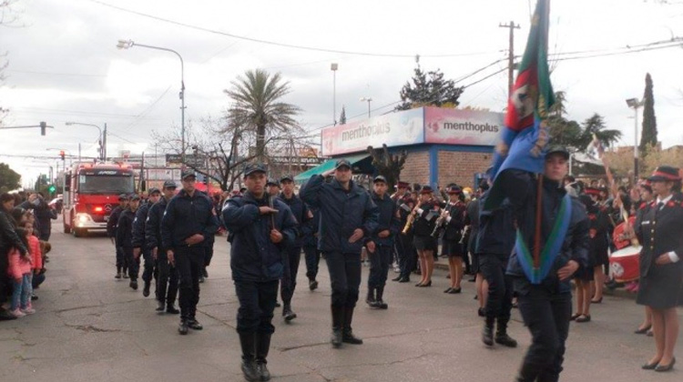 5to. aniversario de la Escuela de Cadetes de Bomberos de Solano