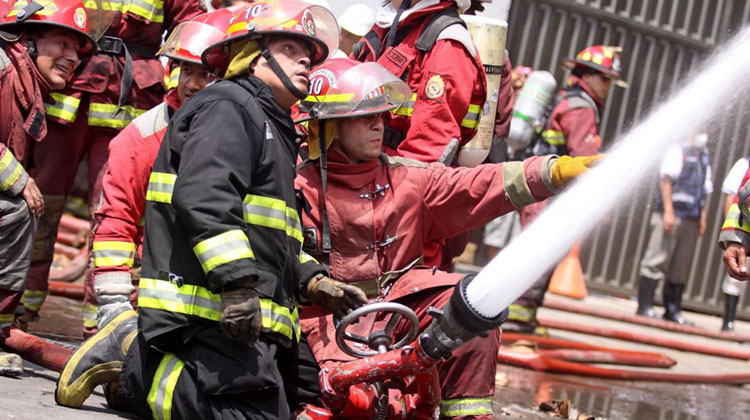 Bomberos tendrán internet gratuito por cinco años