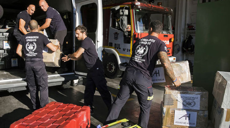 Bomberos de Huelva coordinan un contingente de ayuda a Haití