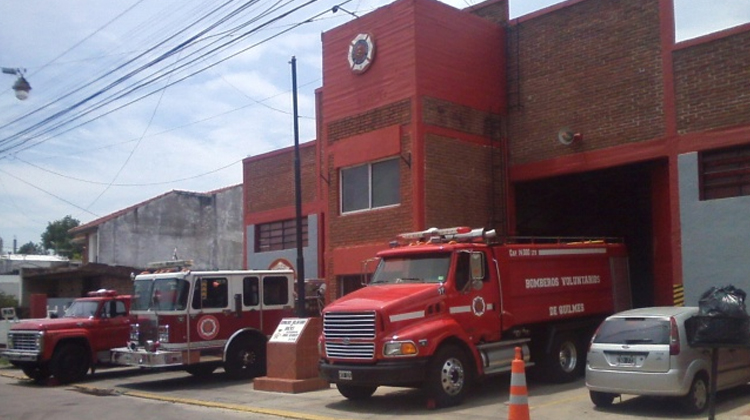 Bomberos Voluntarios de Quilmes se muestran a la comunidad