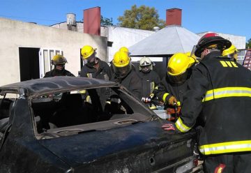 Capacitación sobre Rescate Vehicular para Bomberos