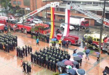 Bogotá cuenta a partir de este viernes con 135 nuevos bomberos