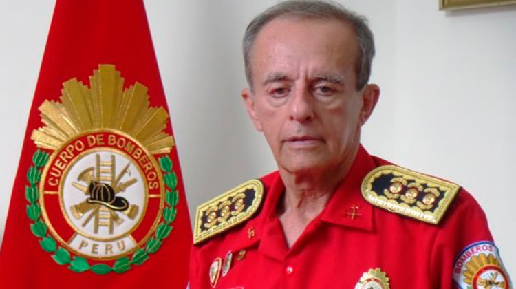 Bomberos de Peru designaron nuevo comandante general