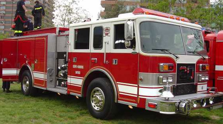 Detienen camión para Bomberos en la aduana