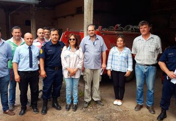 Donaron una autobomba a Bomberos Voluntarios de Feliciano