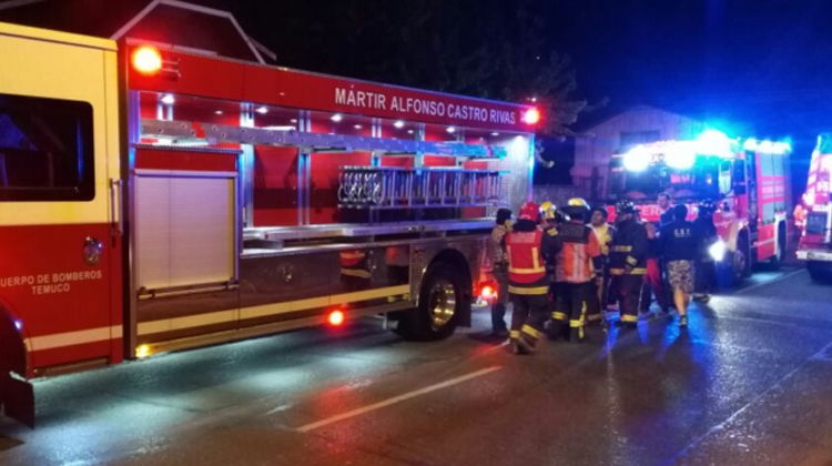 Carro de Bomberos colisiona mientras acudía a incendio