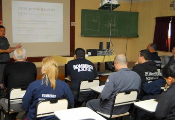 Curso de Combate de Incendio Forestal en Puerto Belgrano