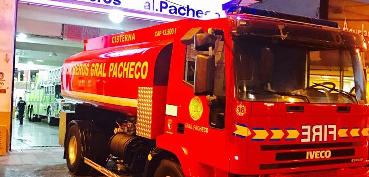 Bomberos de Pacheco sumó un nuevo camión cisterna
