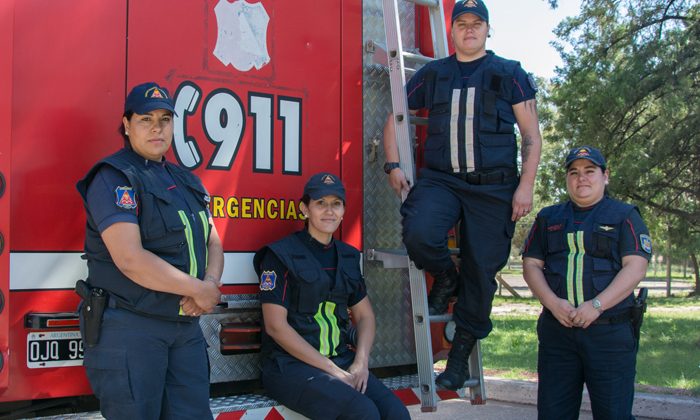 En Mendoza, cuatro mujeres conducen autobombas