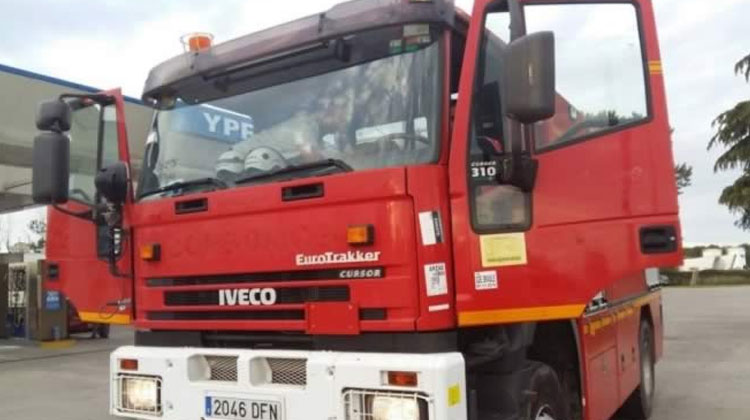 Bomberos de Tres Lomas presentó sus nuevas unidades