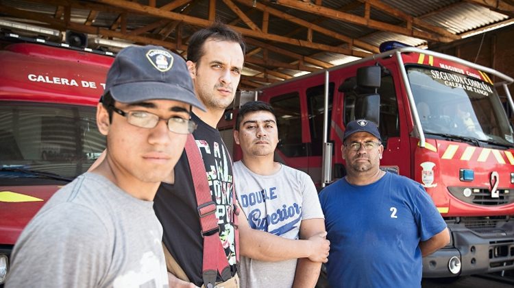 Bomberos de Calera de Tango están a punto de desaparecer